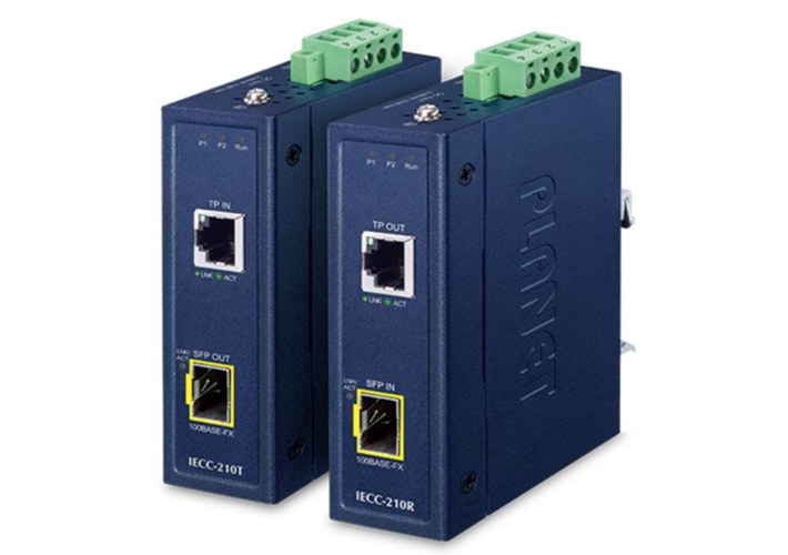 foto noticia Kit convertidor de medio EtherCAT industrial para entornos adversos.